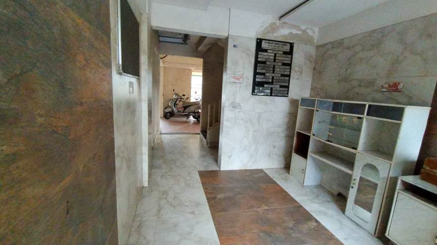 Property Photos 6