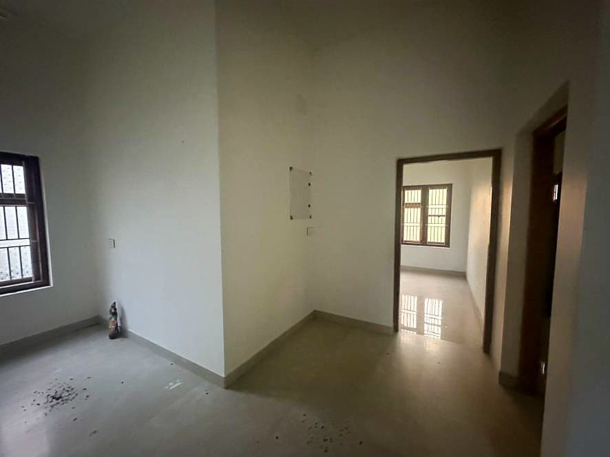 Property Photos 23