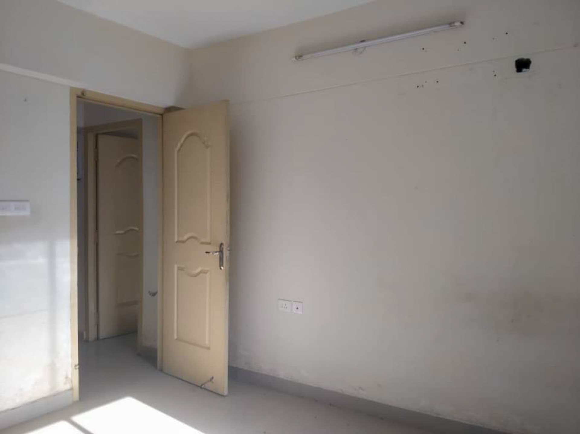 Property Photos 33
