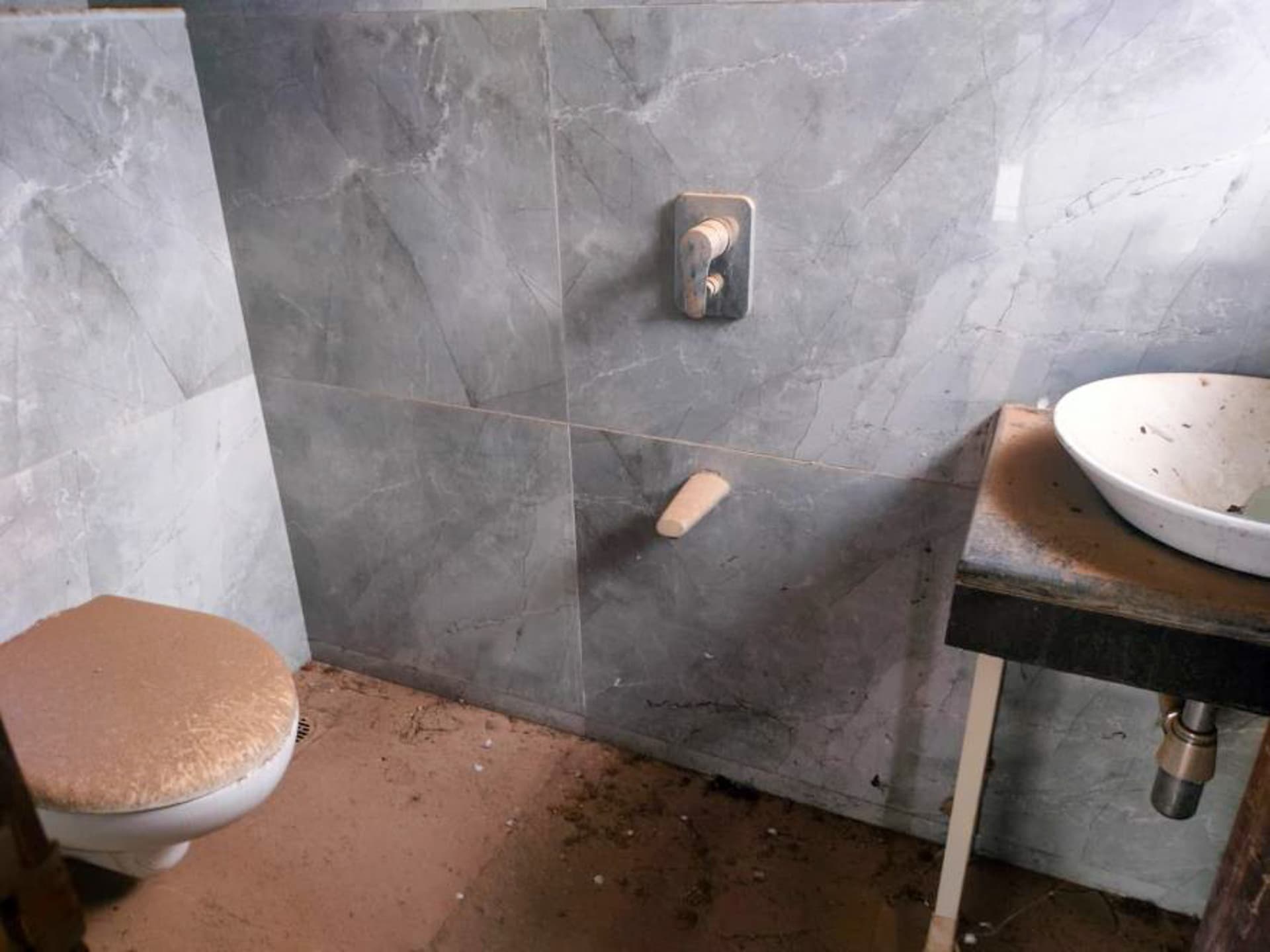 Property Photos 30
