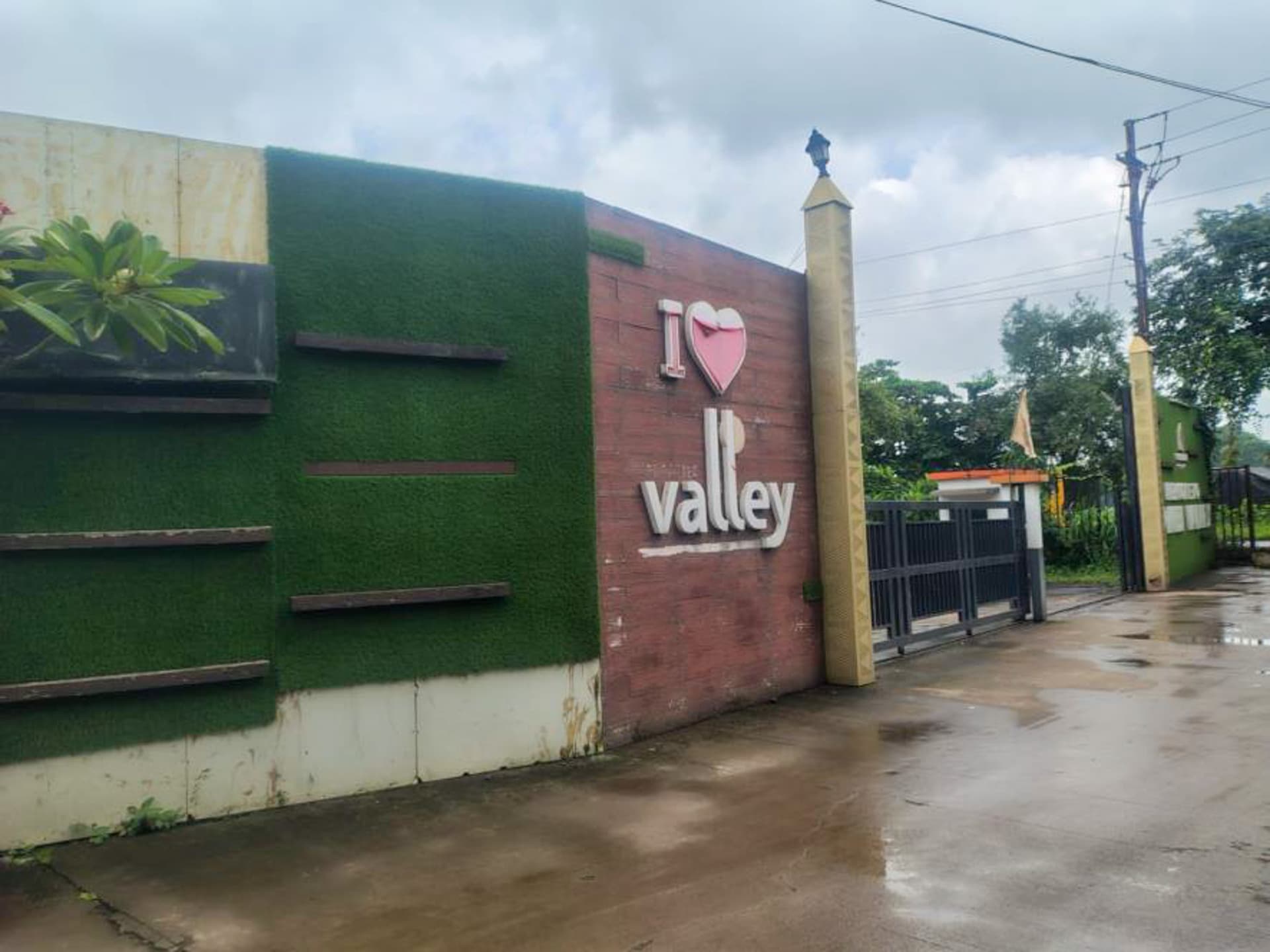 Property Photos 13