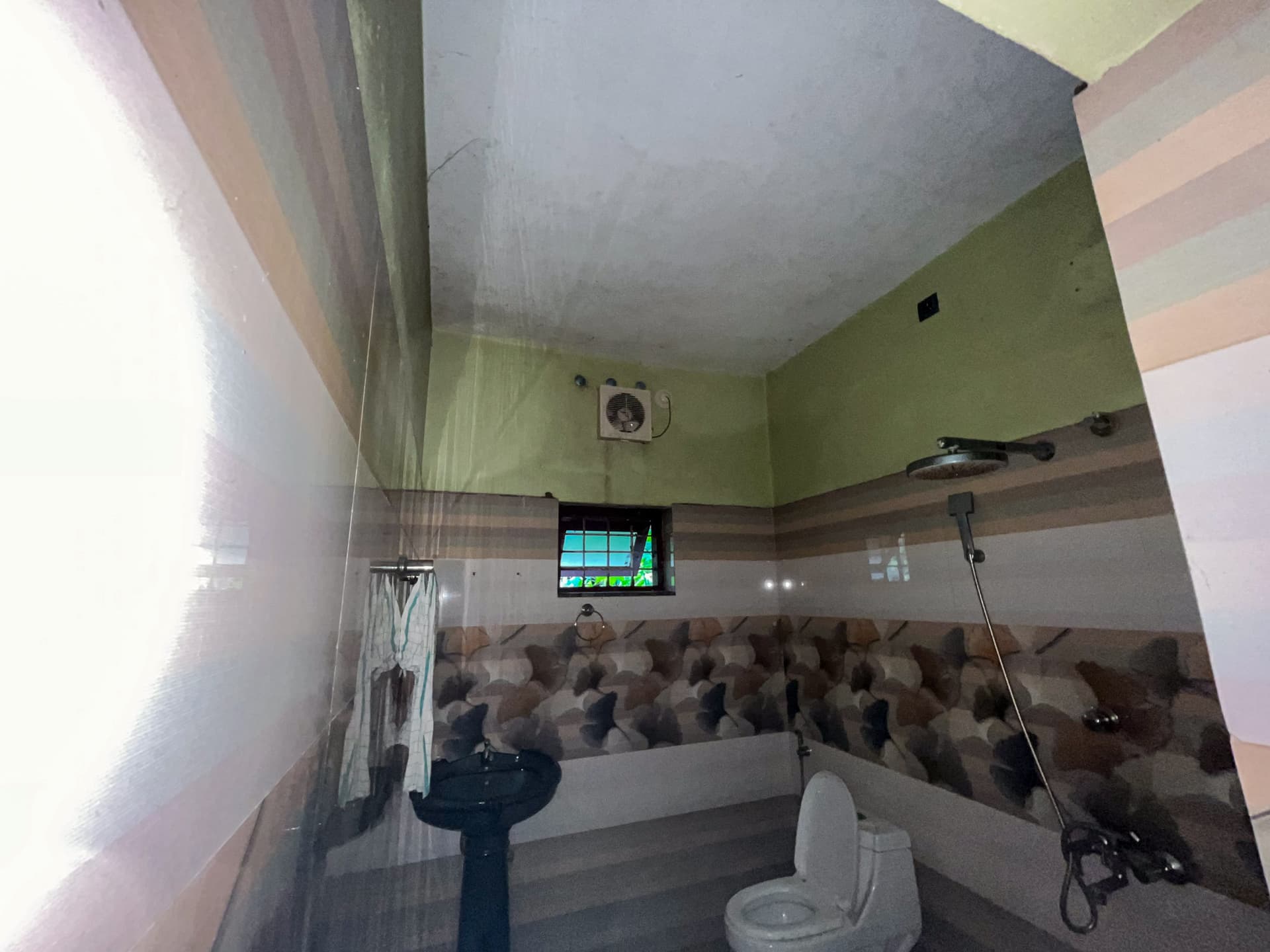 Property Photos 39