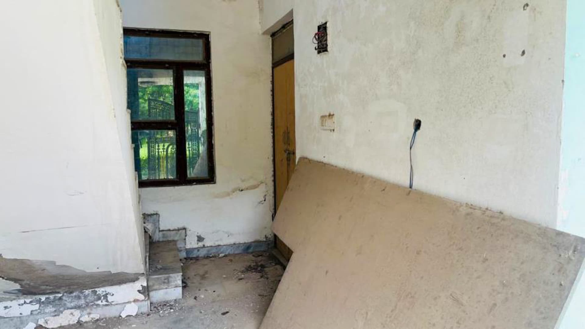 Property Photos 7