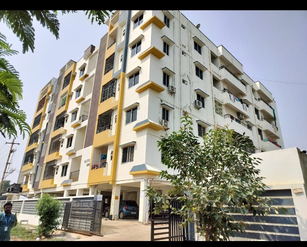 Property Photos 1