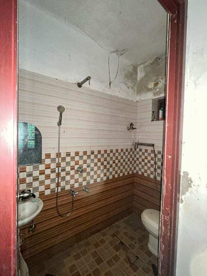 Property Photos 14