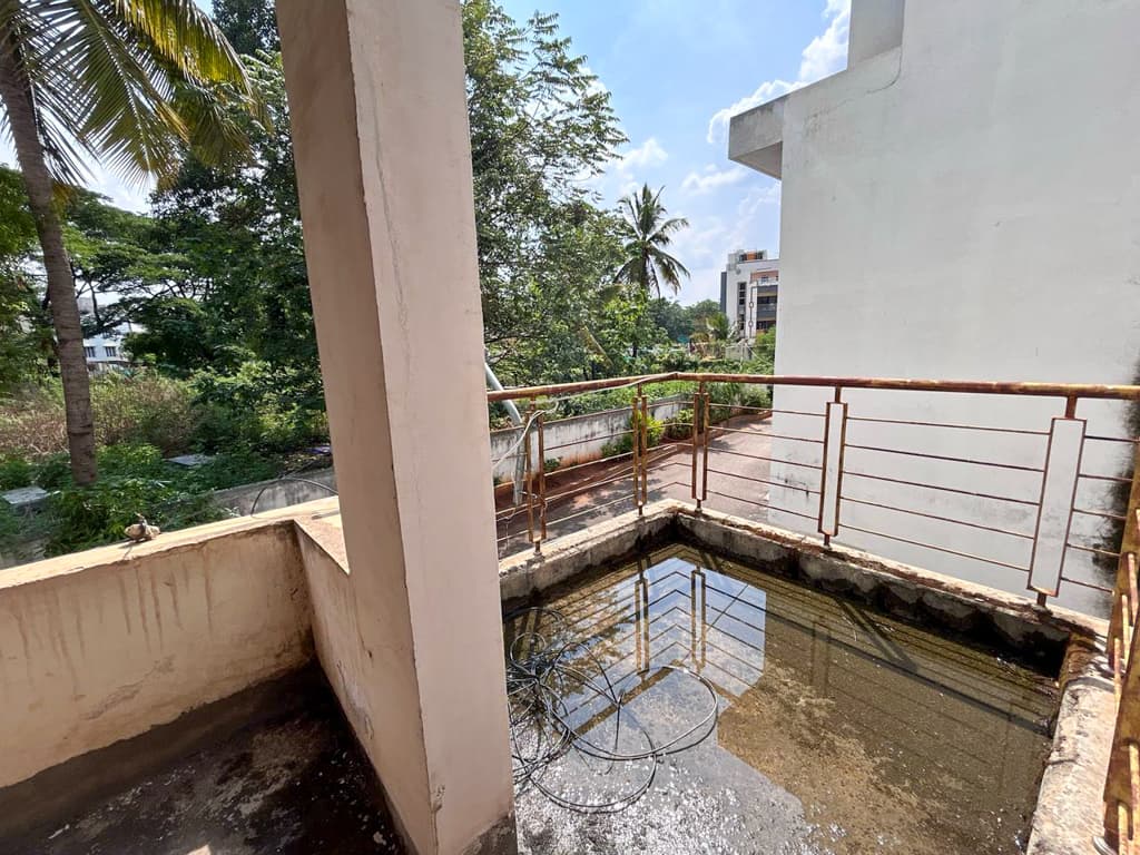 Property Photos 8