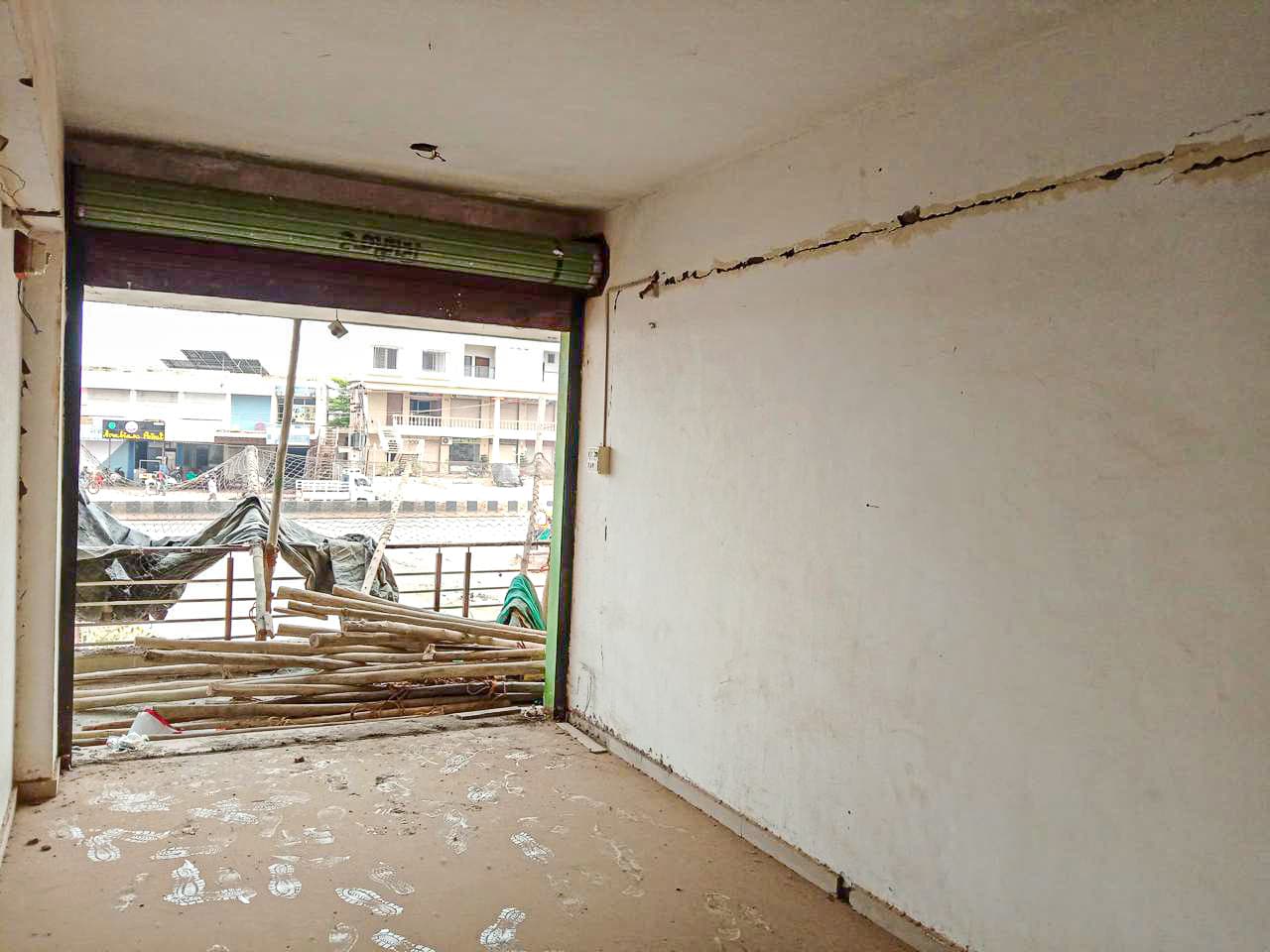 Property Photos 4