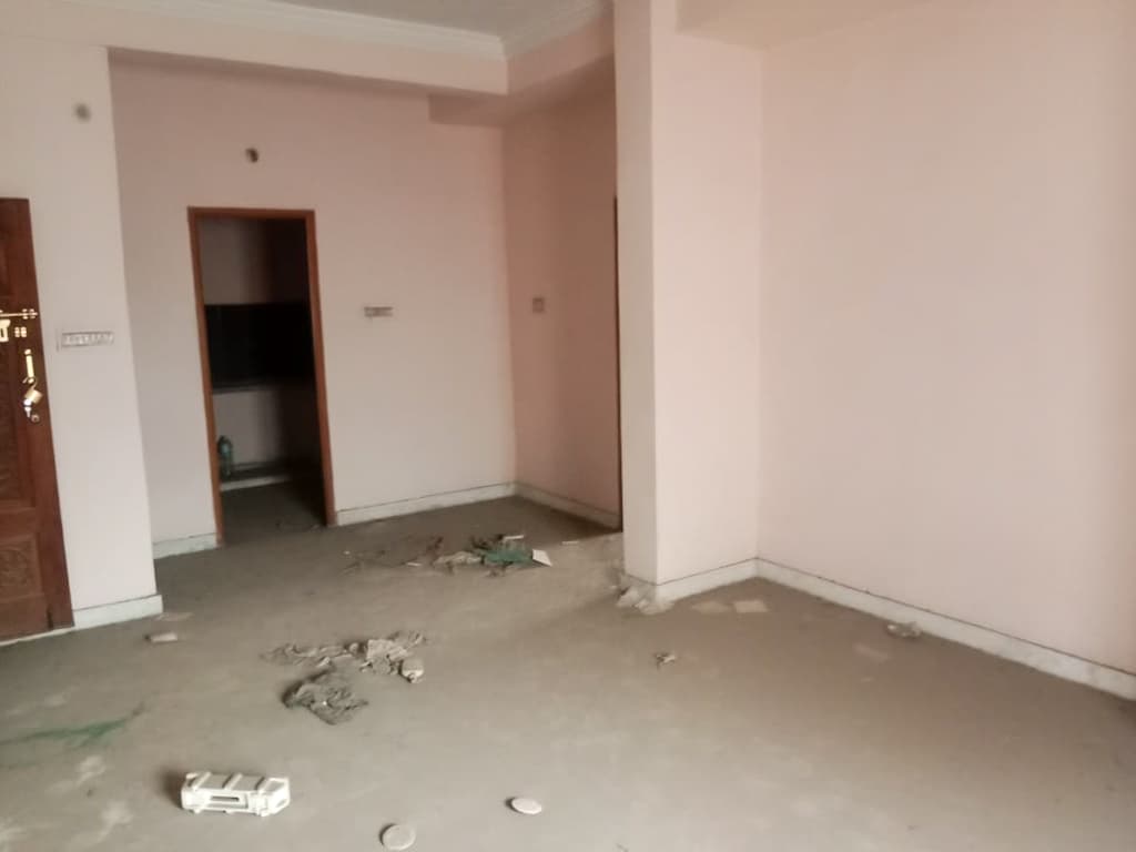 Property Photos 6