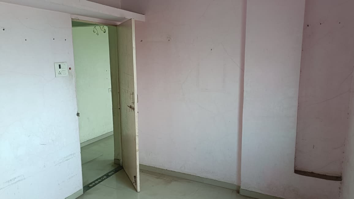Property Photos 9