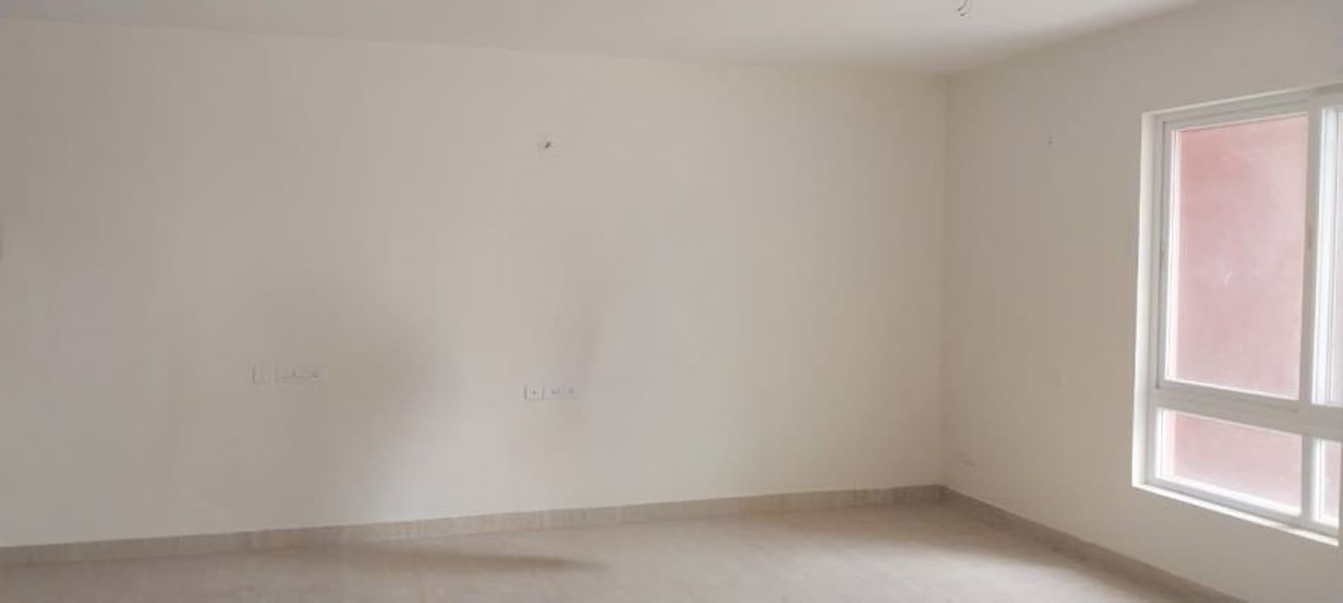 Property Photos 5