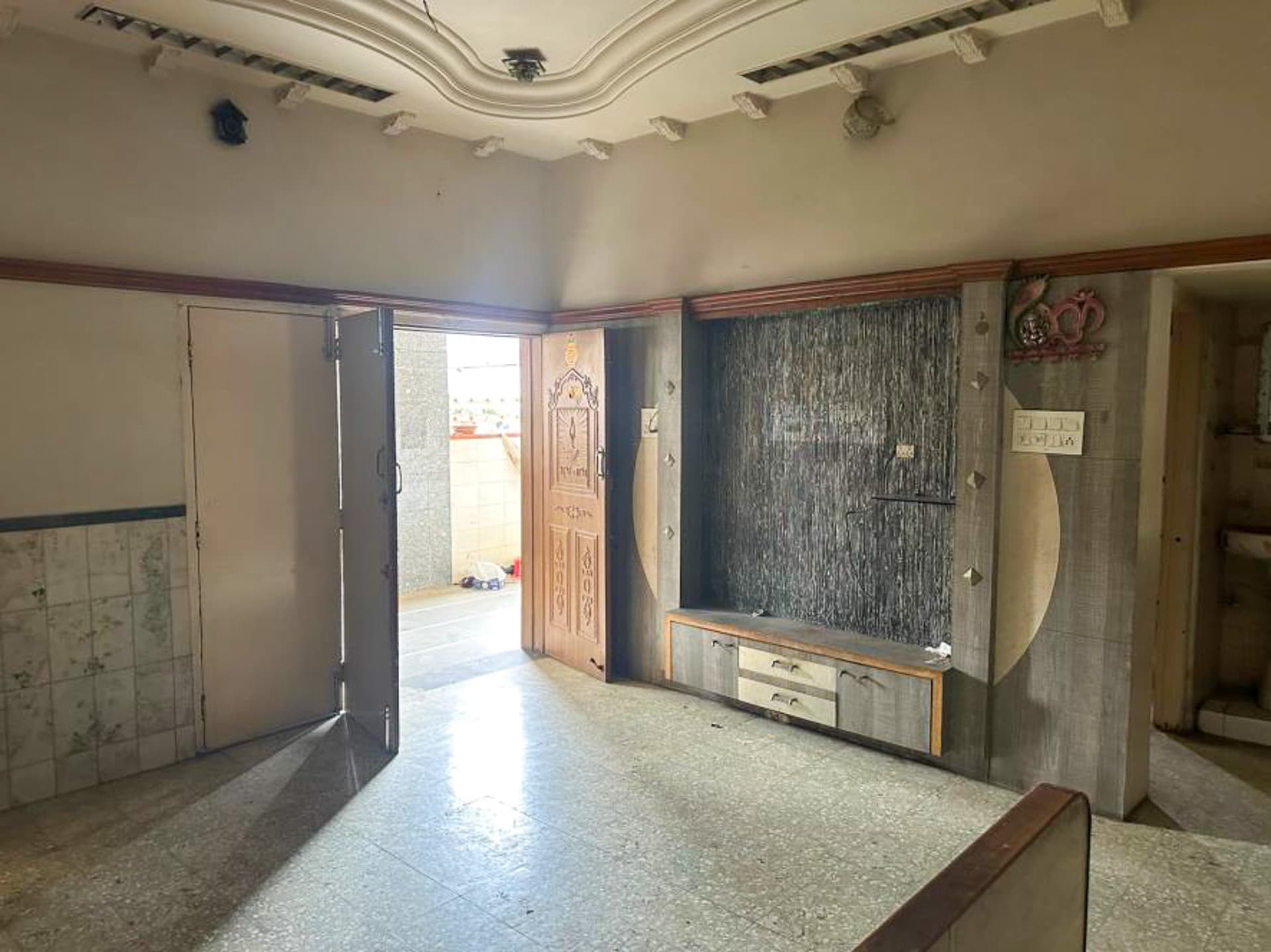 Property Photos 17