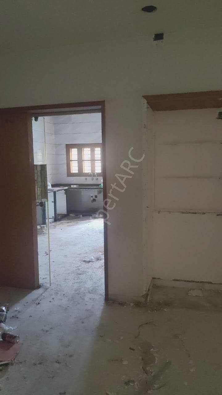 Property Photos 35