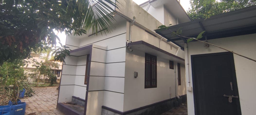 Property Photos 5