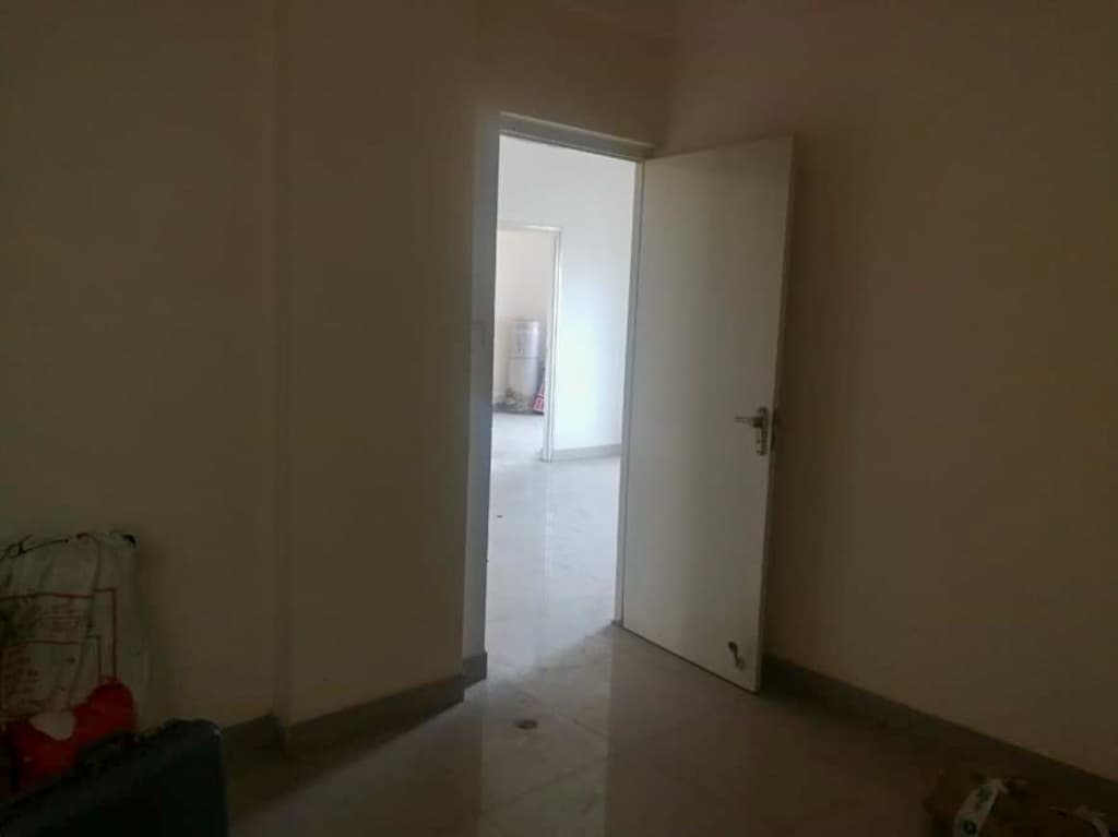 Property Photos 9