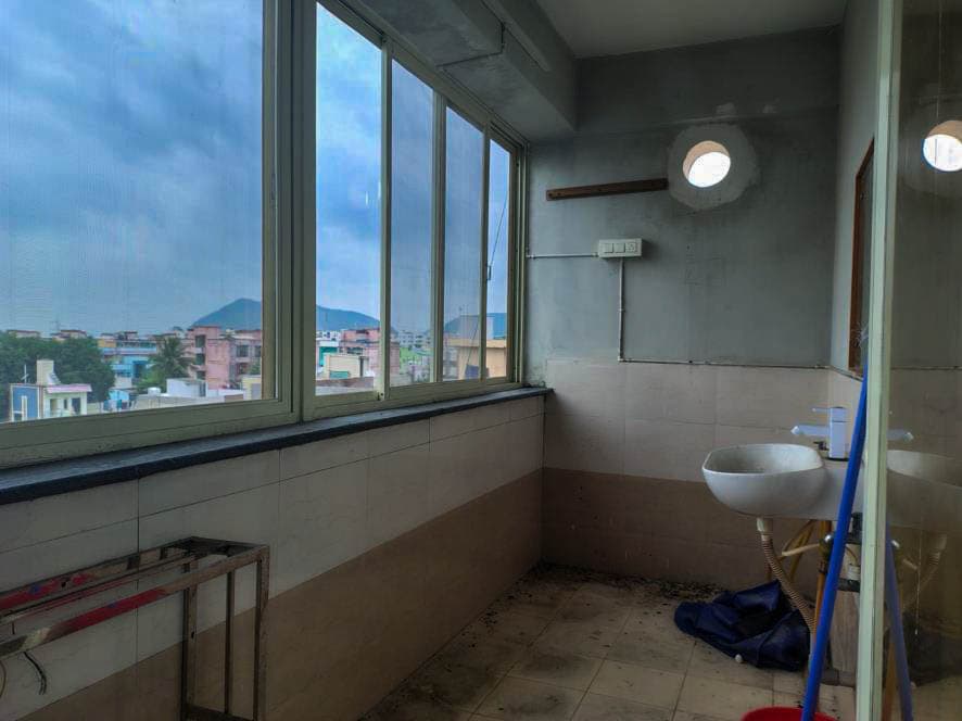 Property Photos 9