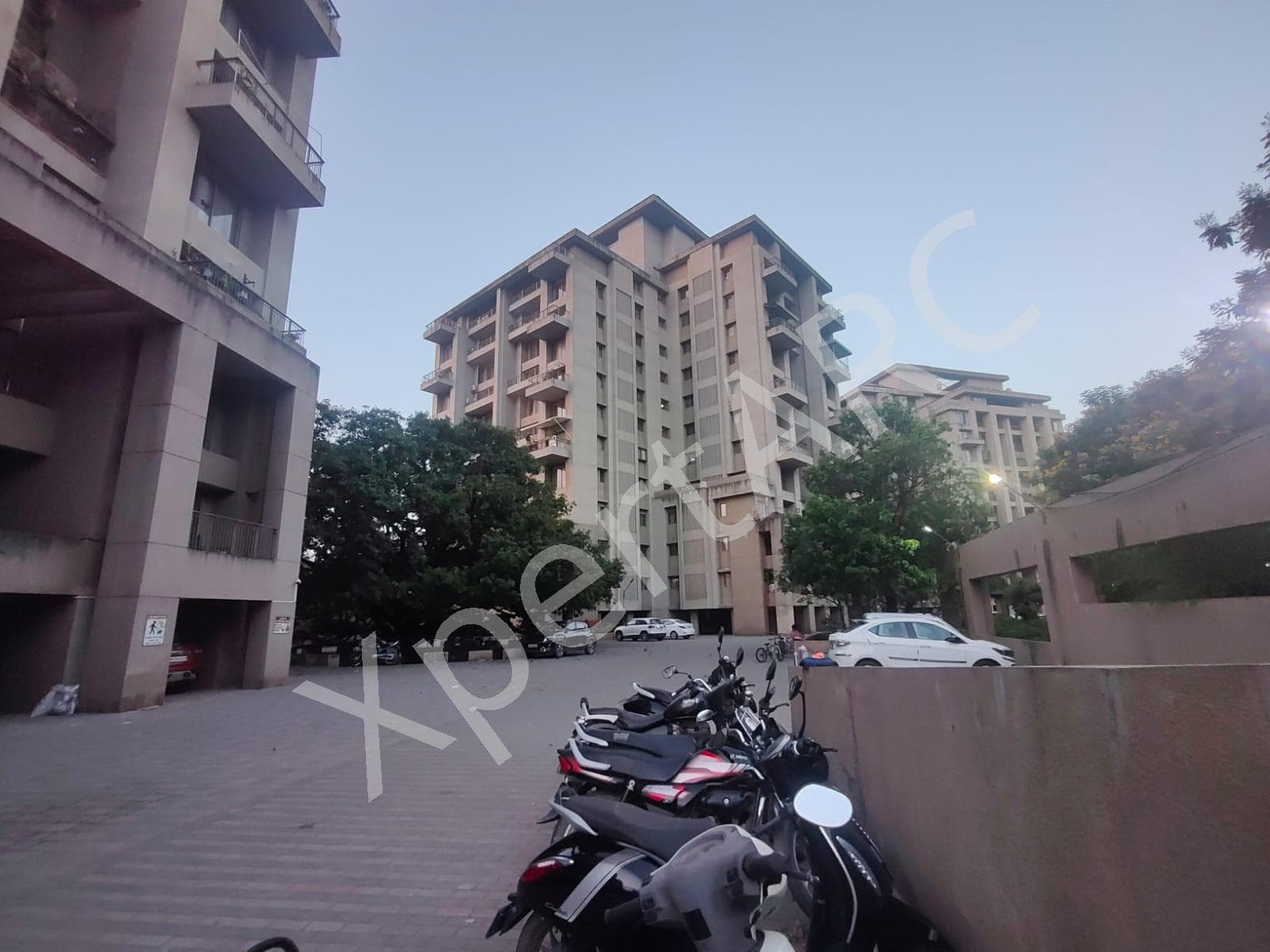 Property Photos 29