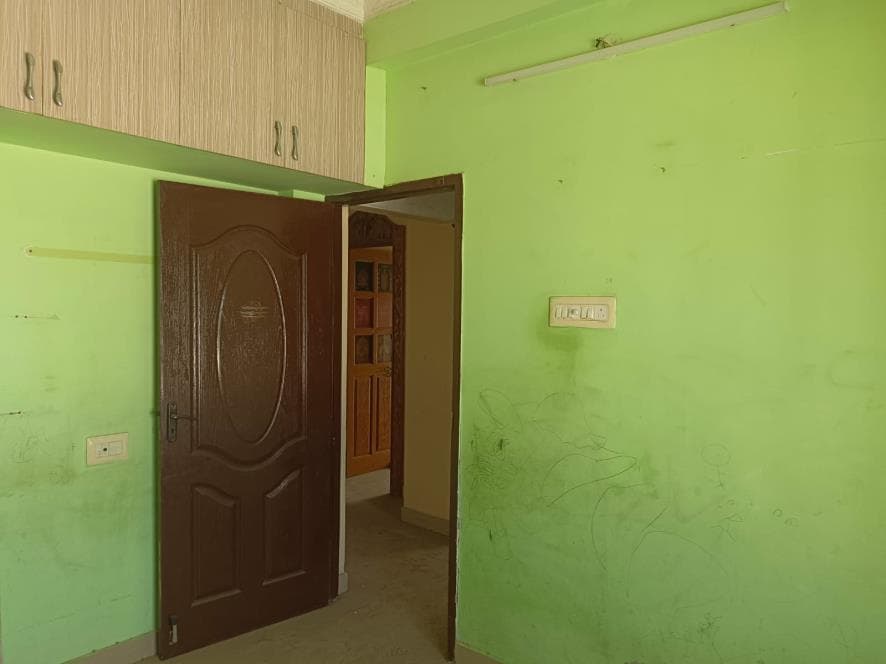 Property Photos 7
