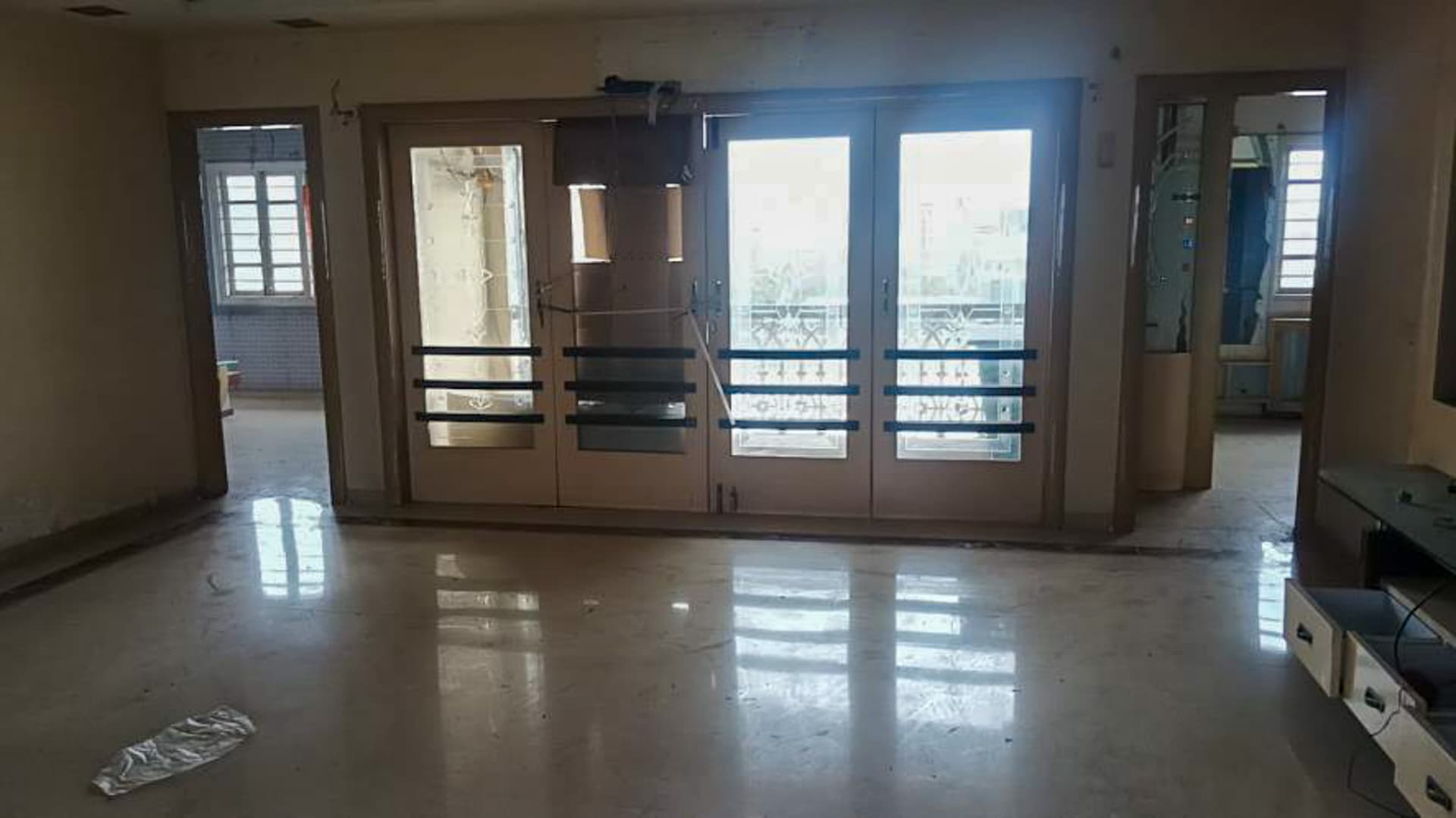 Property Photos 16