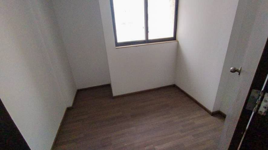 Property Photos 11