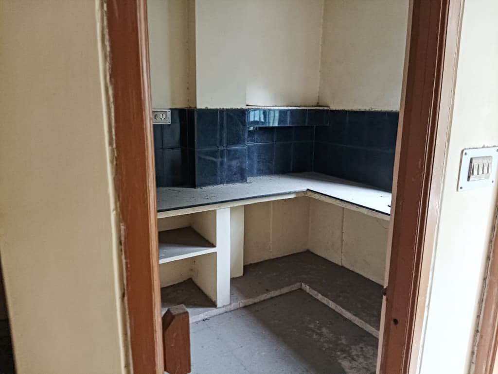 Property Photos 6