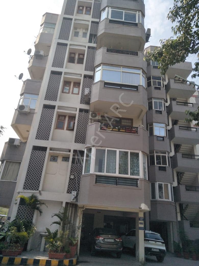 Property Photos 6