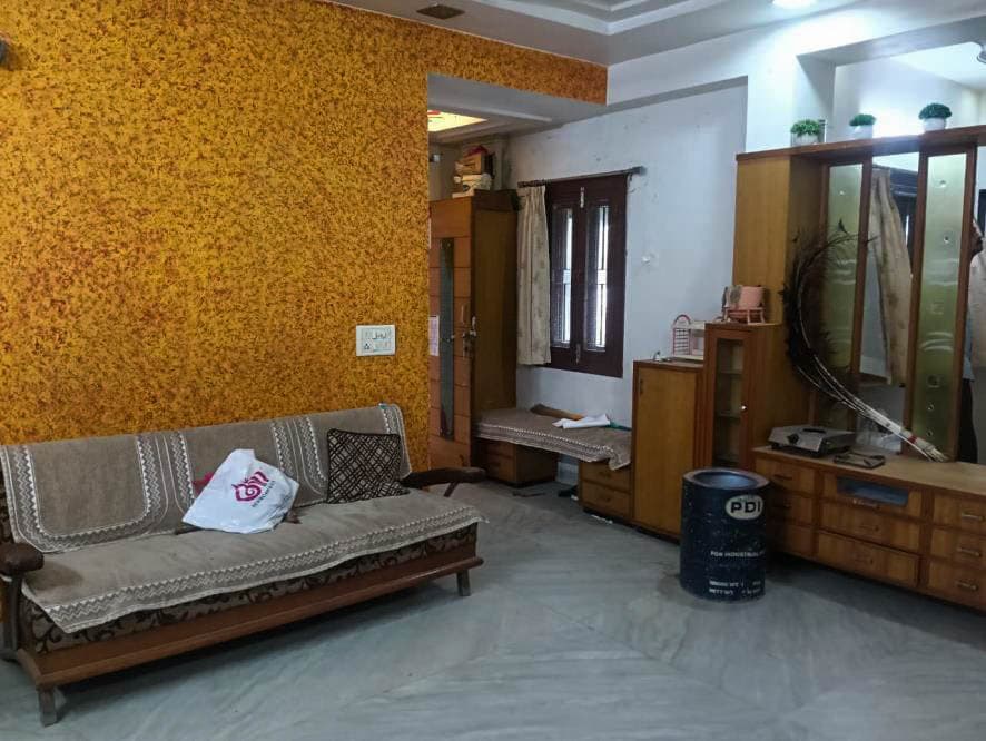 Property Photos 8