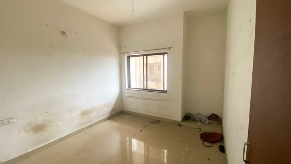 Property Photos 7