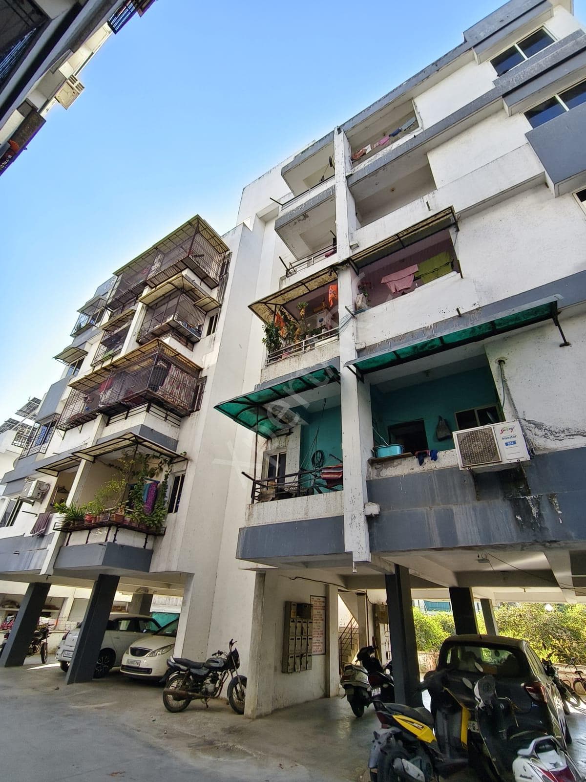 Property Photos 9