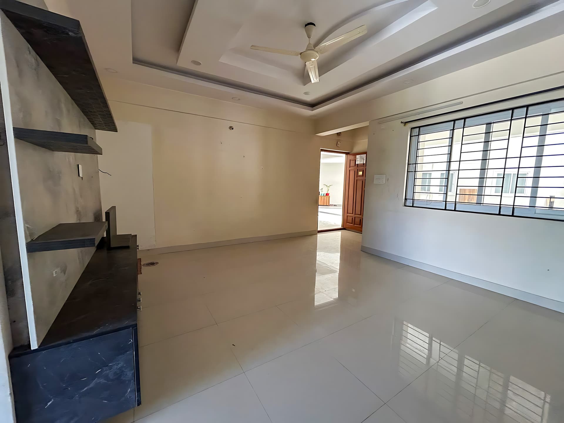 Property Photos 23
