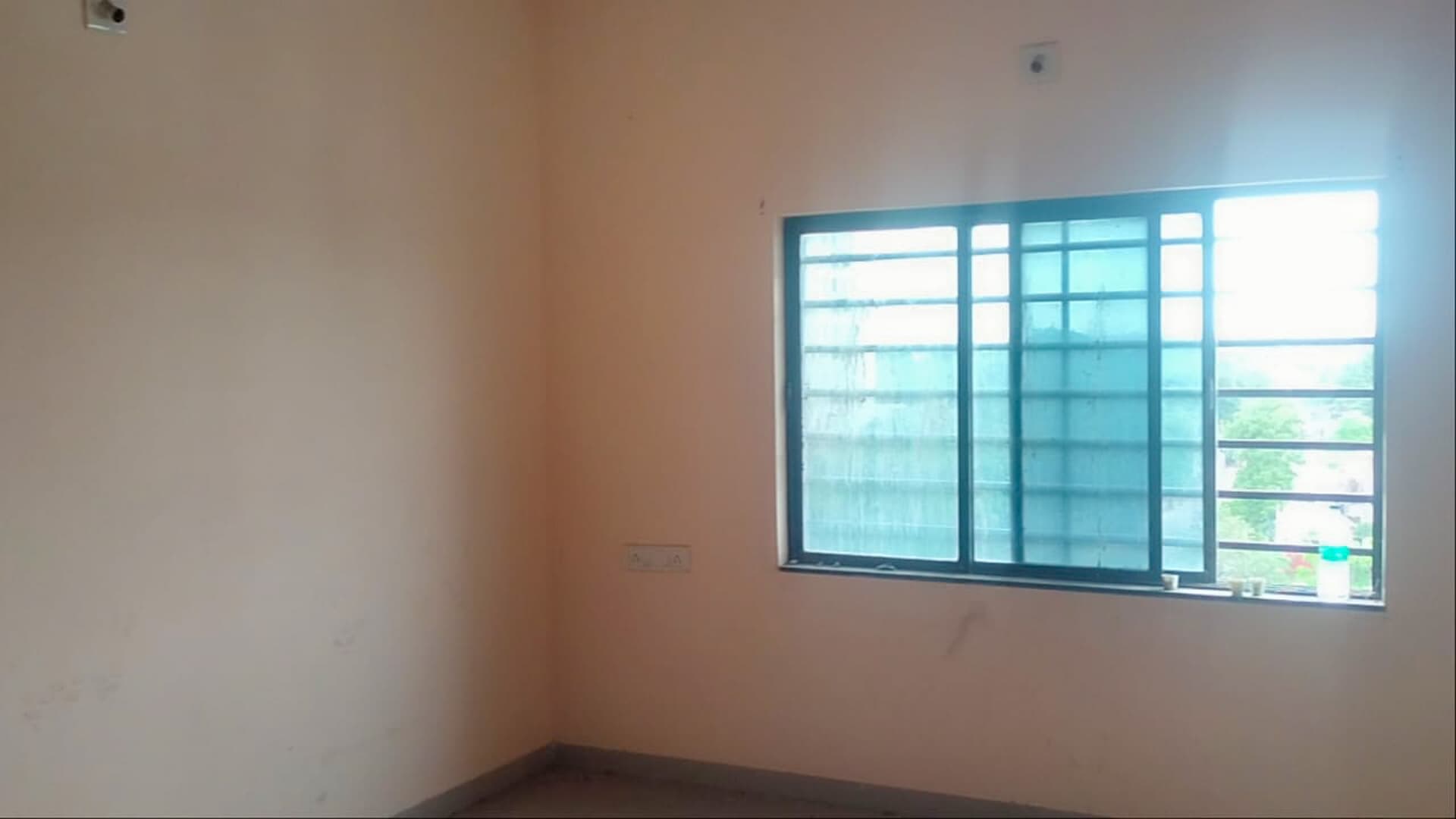 Property Photos 6
