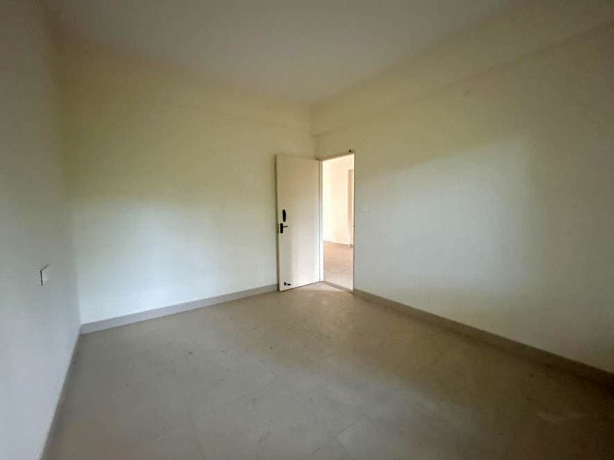 Property Photos 9