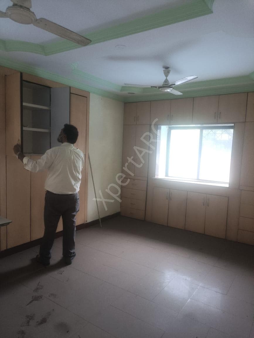 Property Photos 9