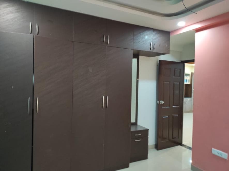 Property Photos 5