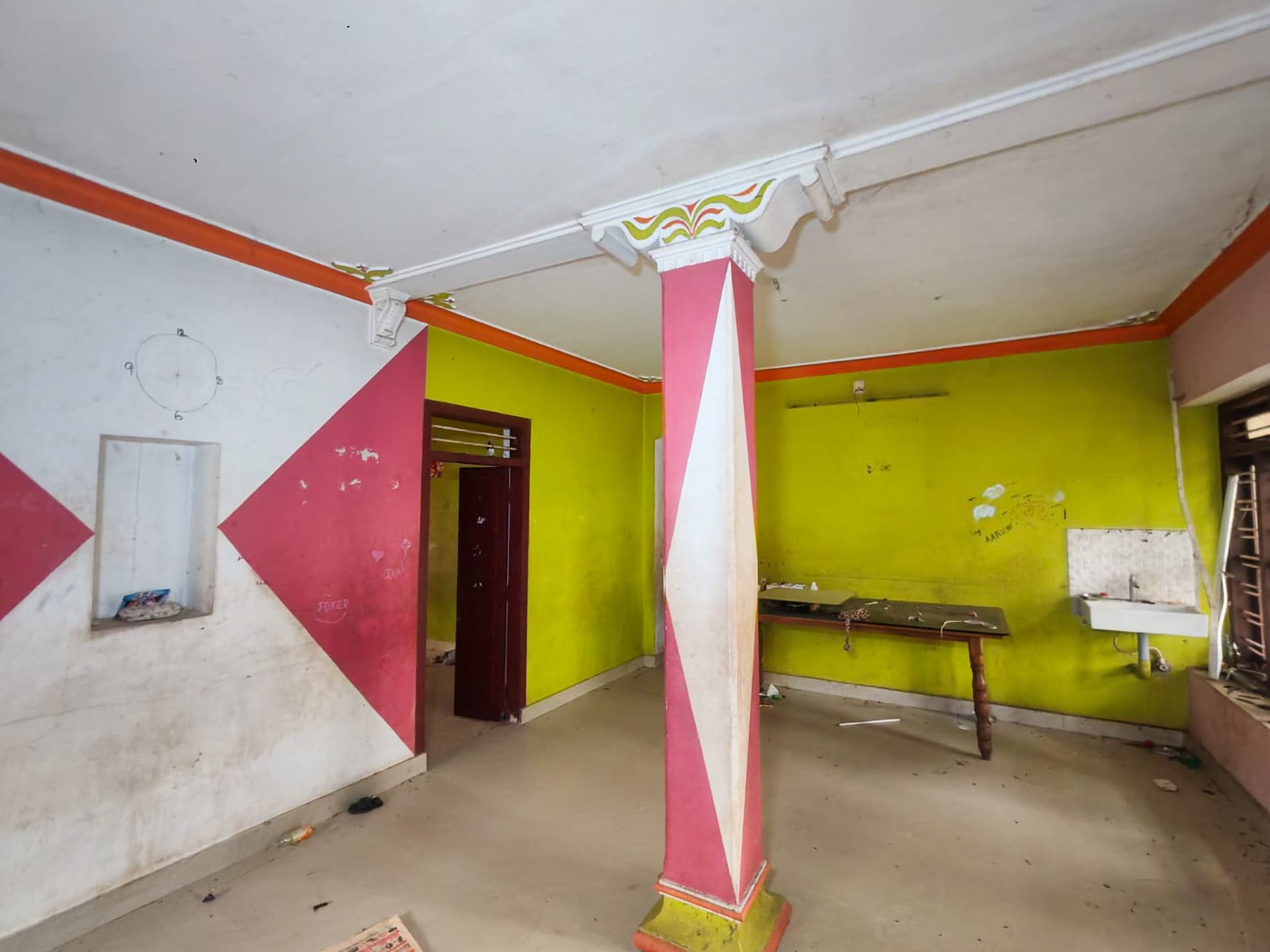 Property Photos 26