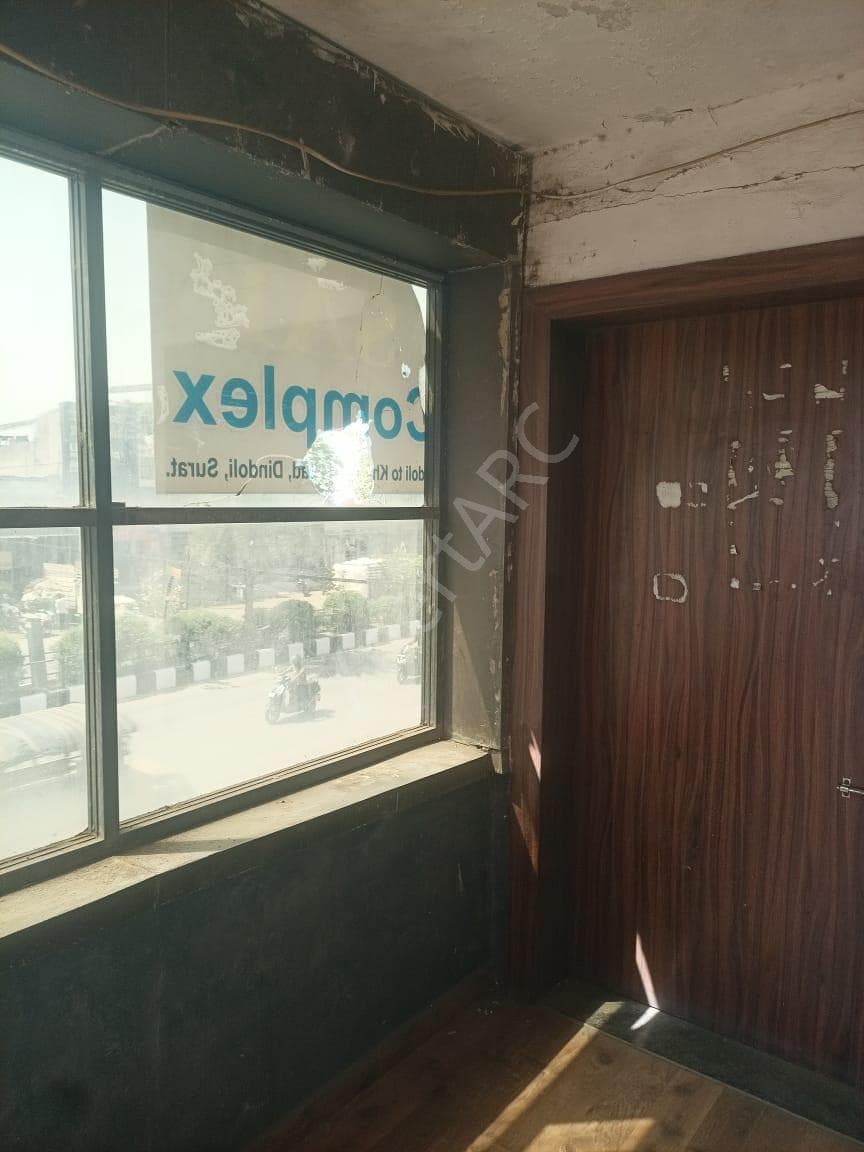 Property Photos 26
