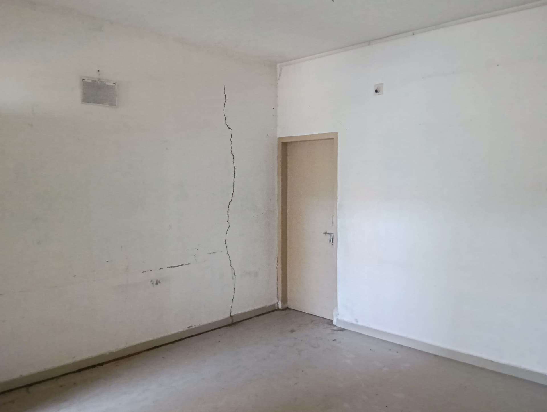 Property Photos 6
