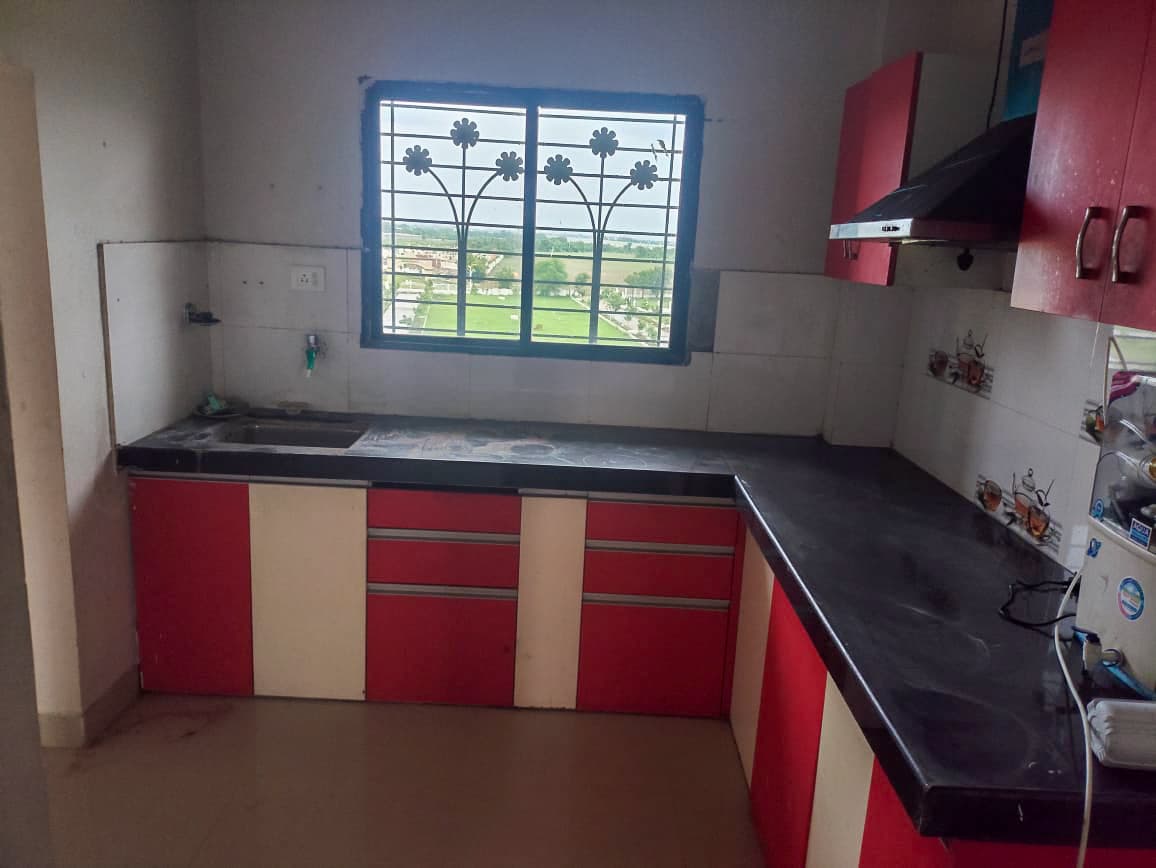 Property Photos 6