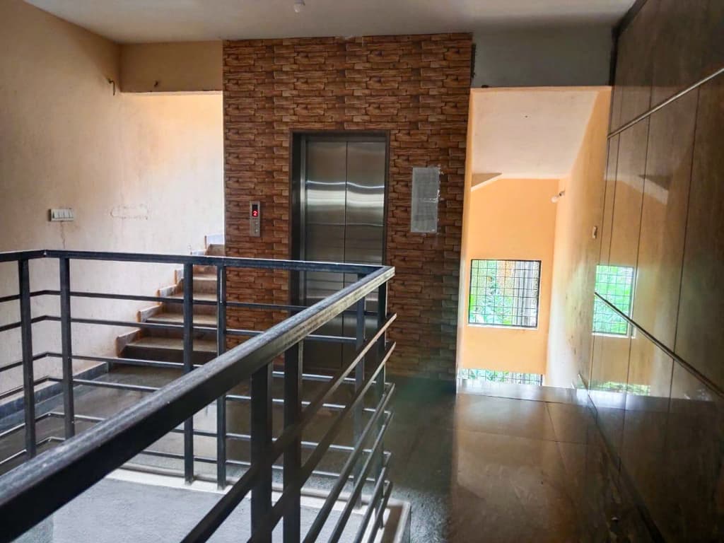 Property Photos 7