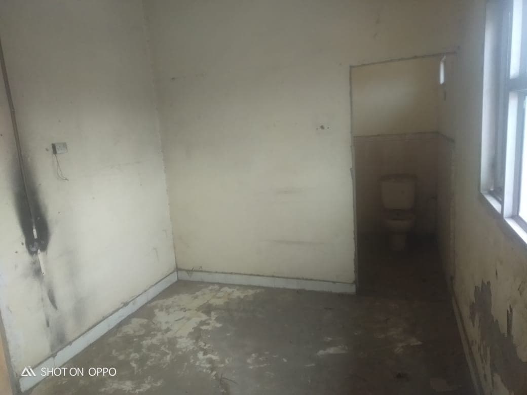 Property Photos 17