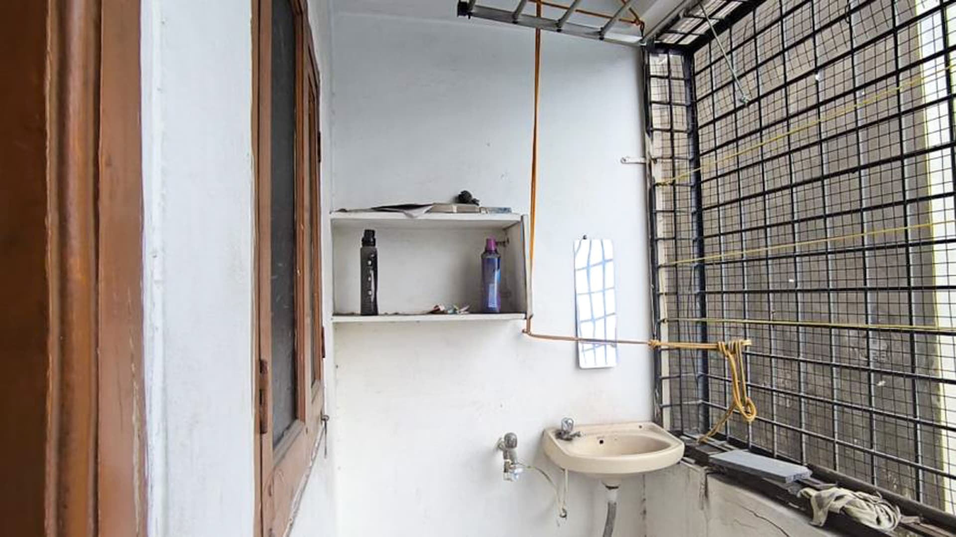 Property Photos 16