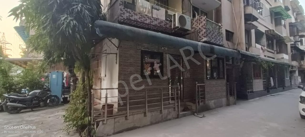 Property Photos 23