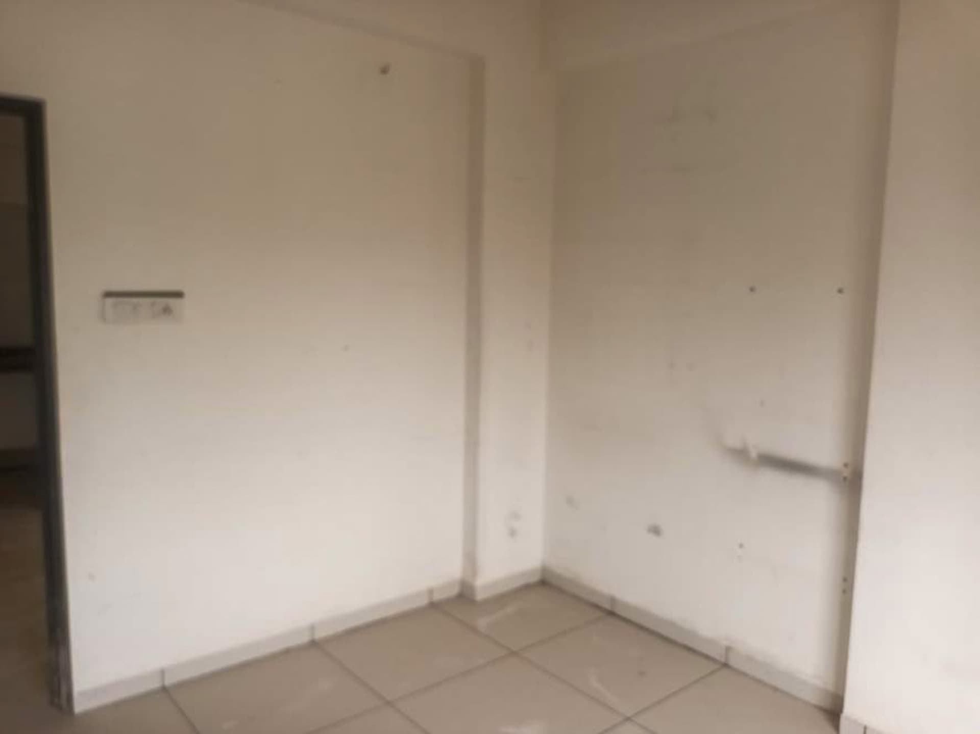 Property Photos 8
