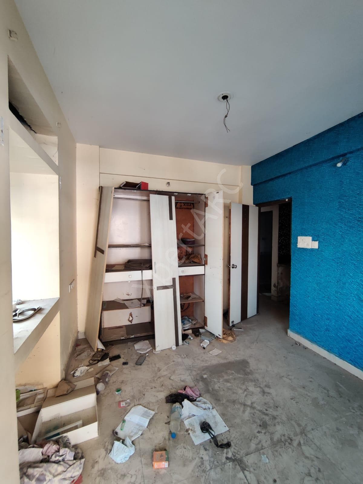 Property Photos 18