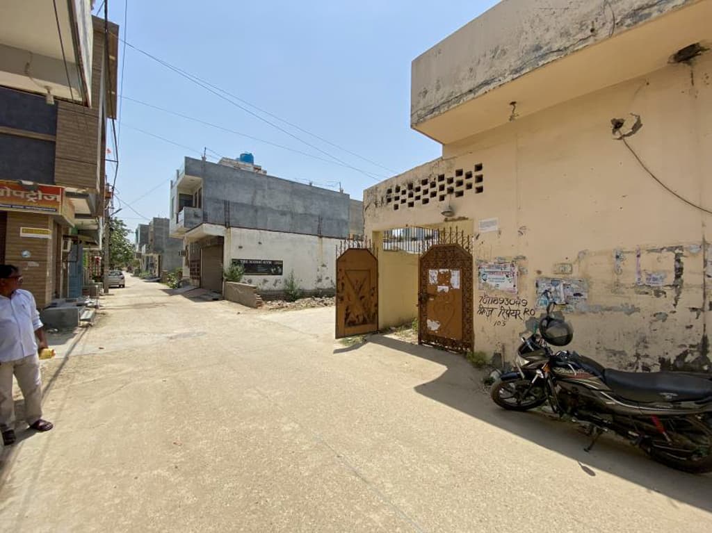 Property Photos 8