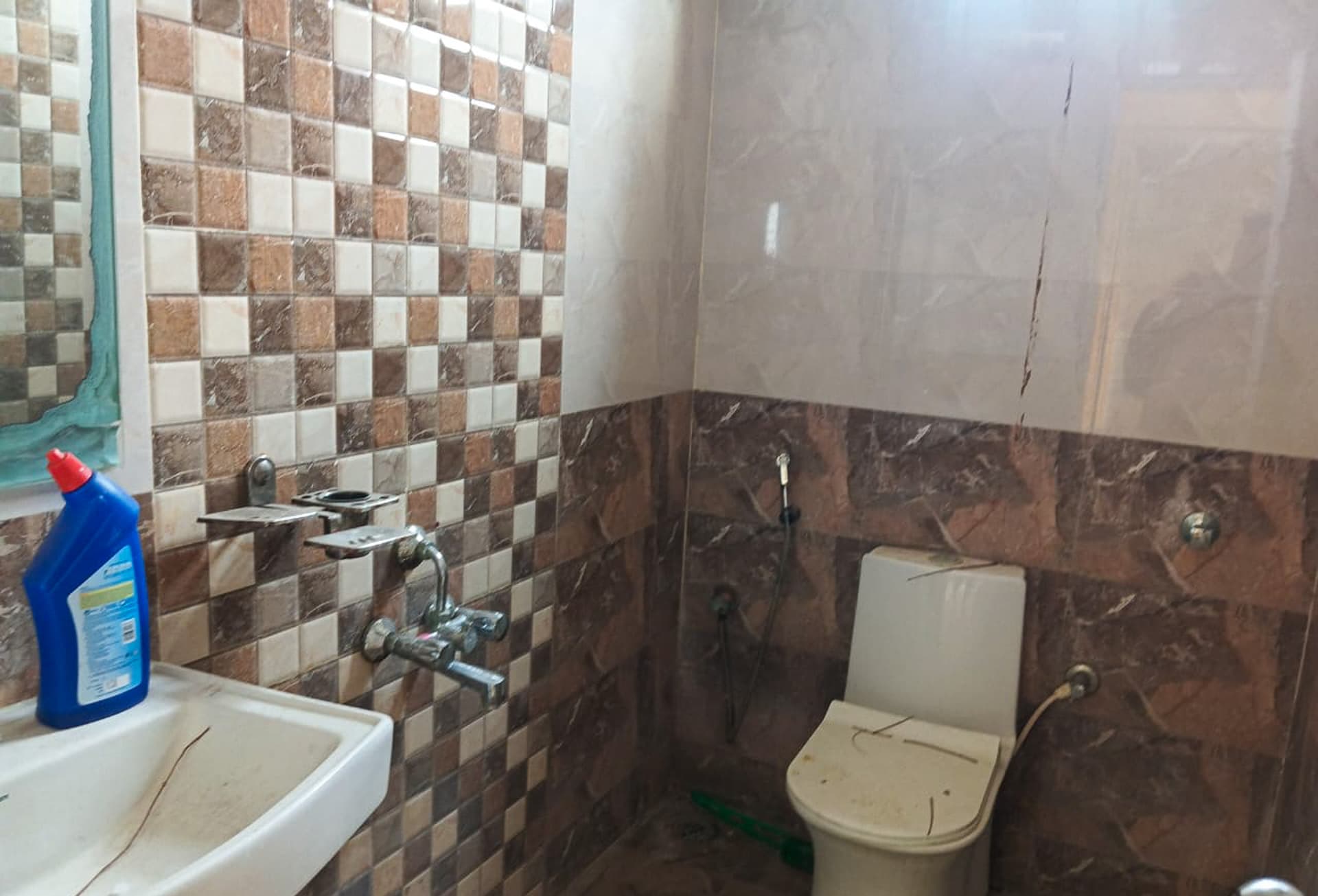 Property Photos 8