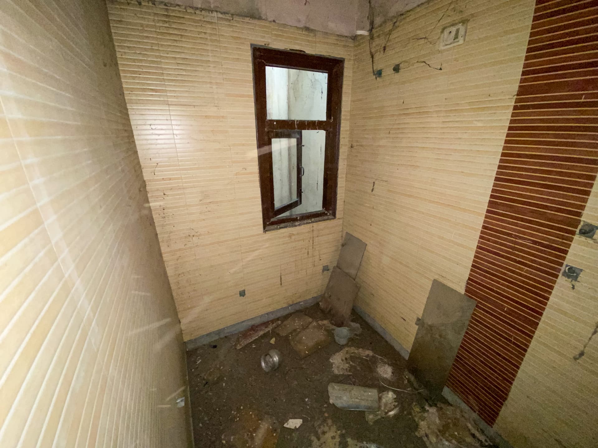 Property Photos 18