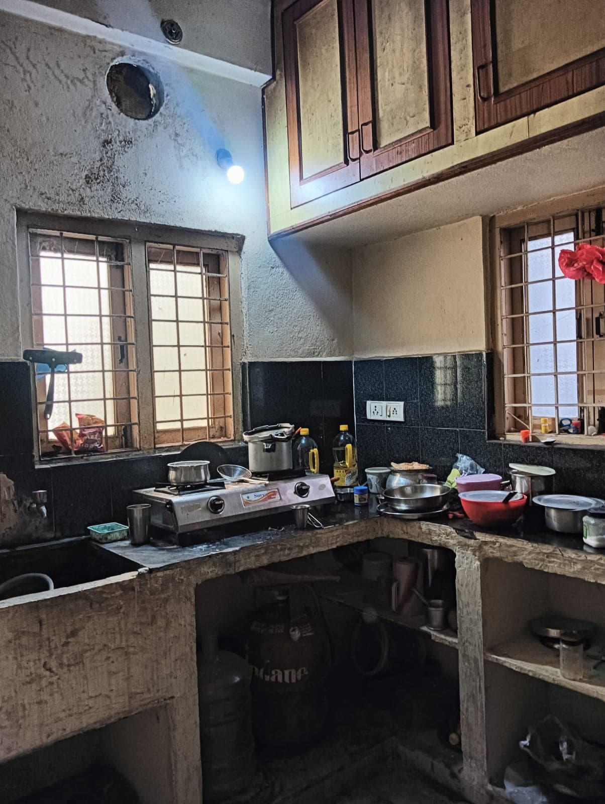 Property Photos 6