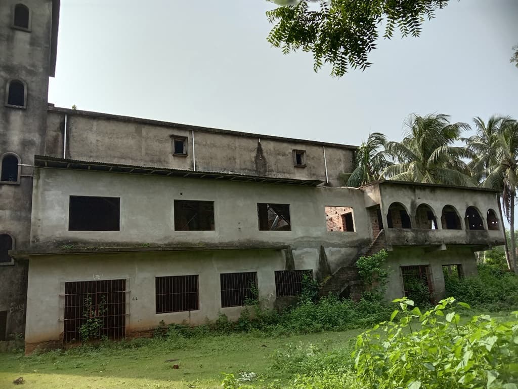 Property Photos 8