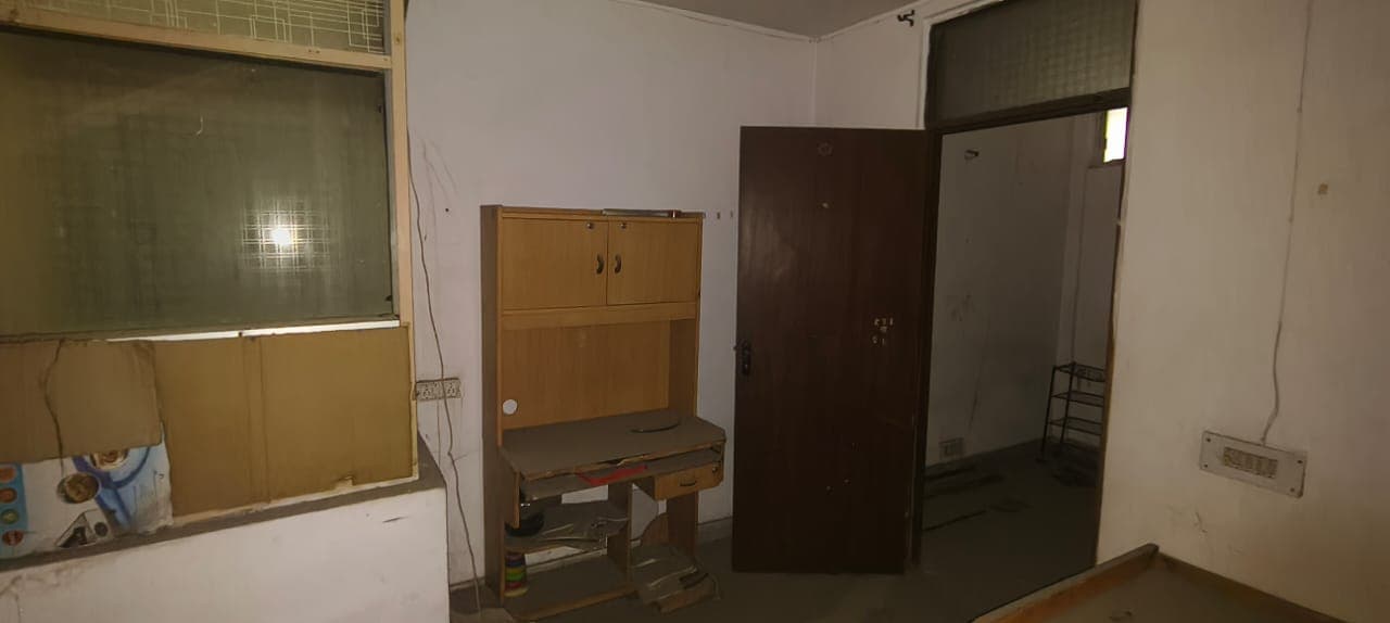 Property Photos 13