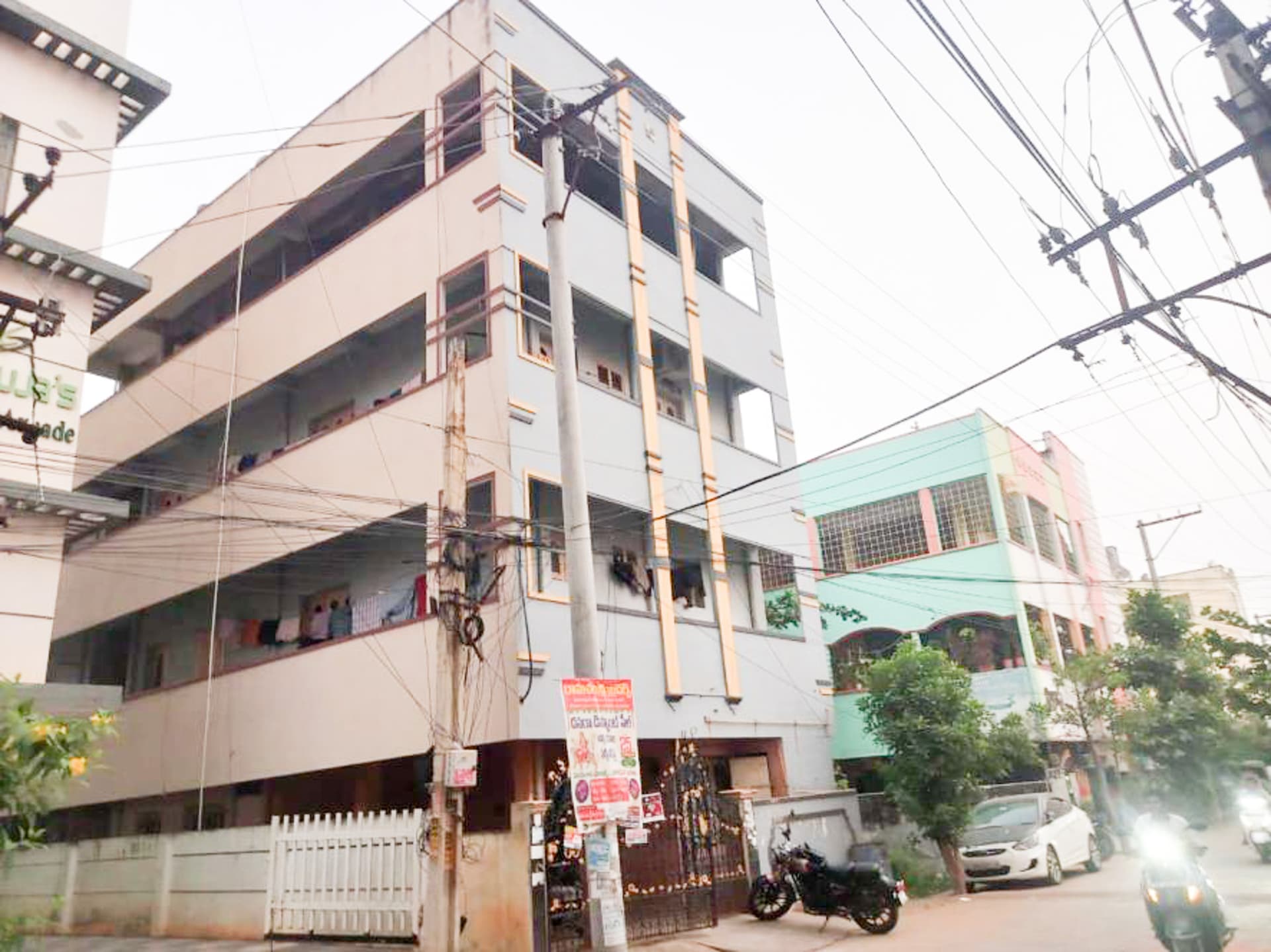 Property Photos 25